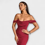 Ione - Bodycon kleita ar atklātiem pleciem un ruļļiem