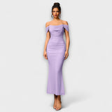 Ione - Bodycon kleita ar atklātiem pleciem un ruļļiem