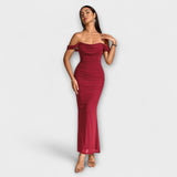 Ione - Bodycon kleita ar atklātiem pleciem un ruļļiem