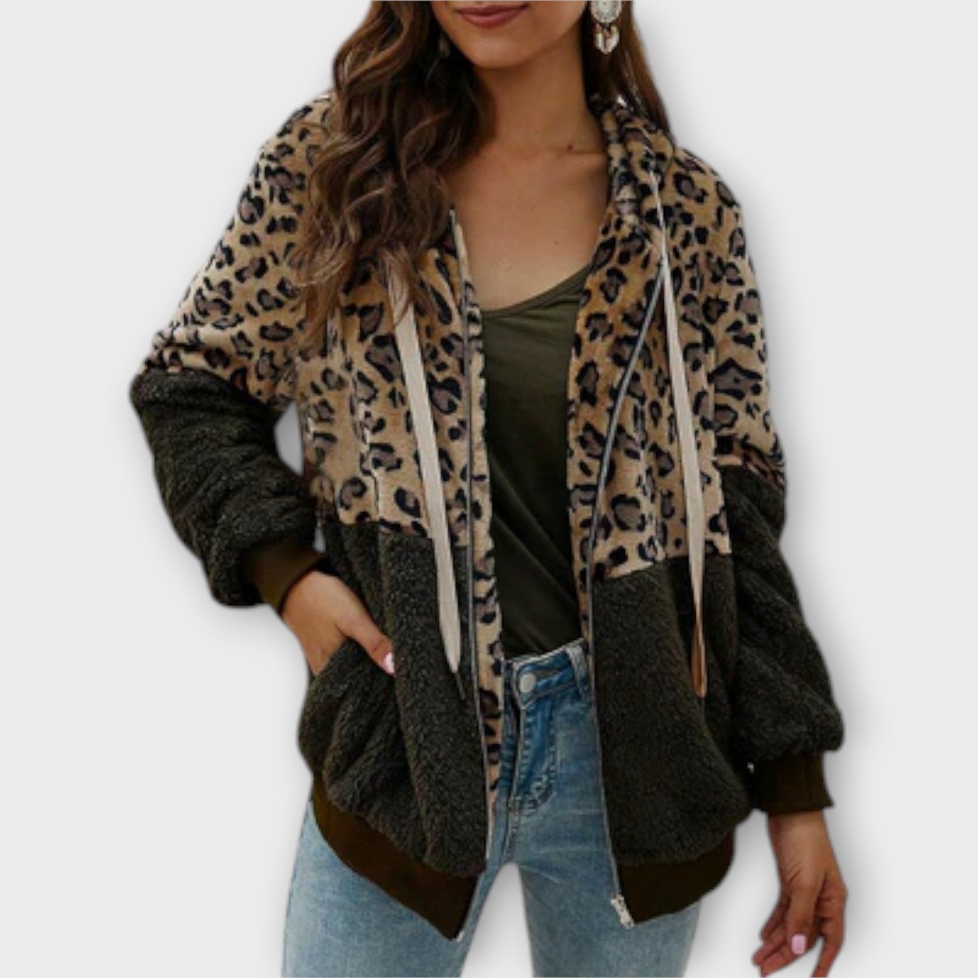Lea - Fleece mikina ar kapuci un leopardu dizainu